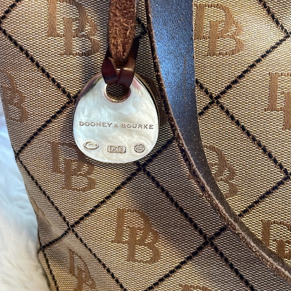 Dooney & Bourke Brown Shoulder Bag - Picture 9 of 16